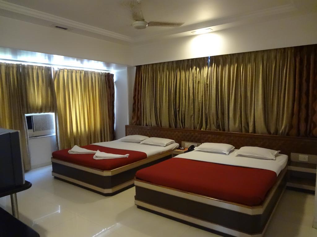 מומביי Hotel Ashwin מראה חיצוני תמונה