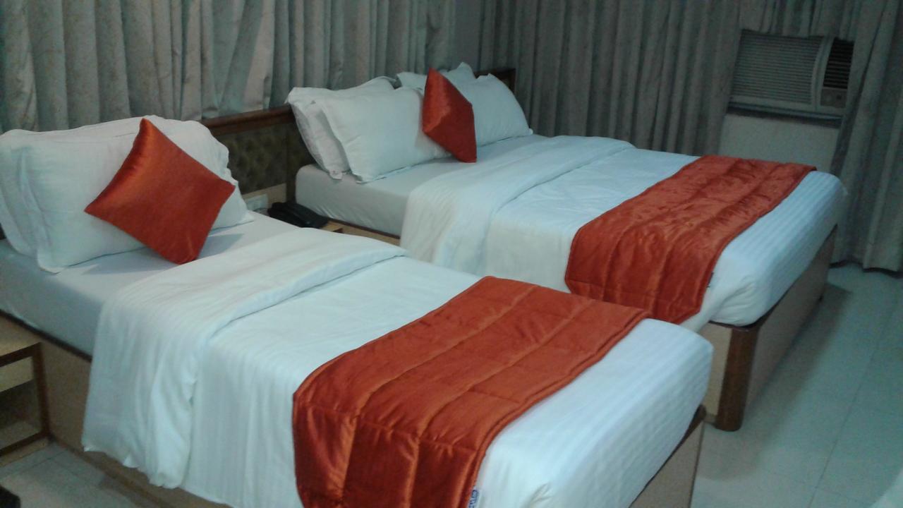 מומביי Hotel Ashwin מראה חיצוני תמונה