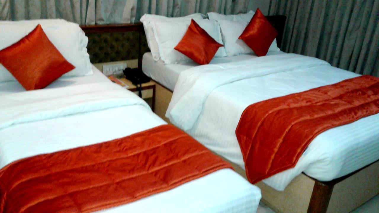 מומביי Hotel Ashwin מראה חיצוני תמונה