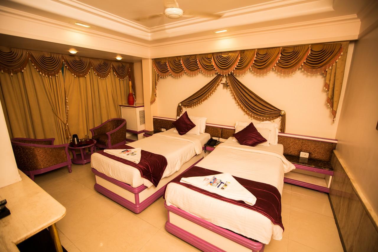 מומביי Hotel Ashwin מראה חיצוני תמונה