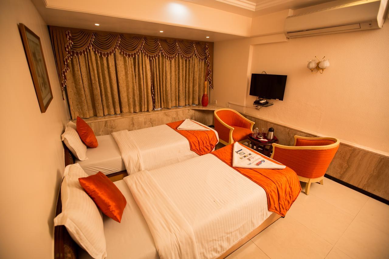 מומביי Hotel Ashwin מראה חיצוני תמונה