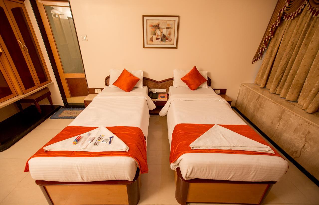 מומביי Hotel Ashwin מראה חיצוני תמונה